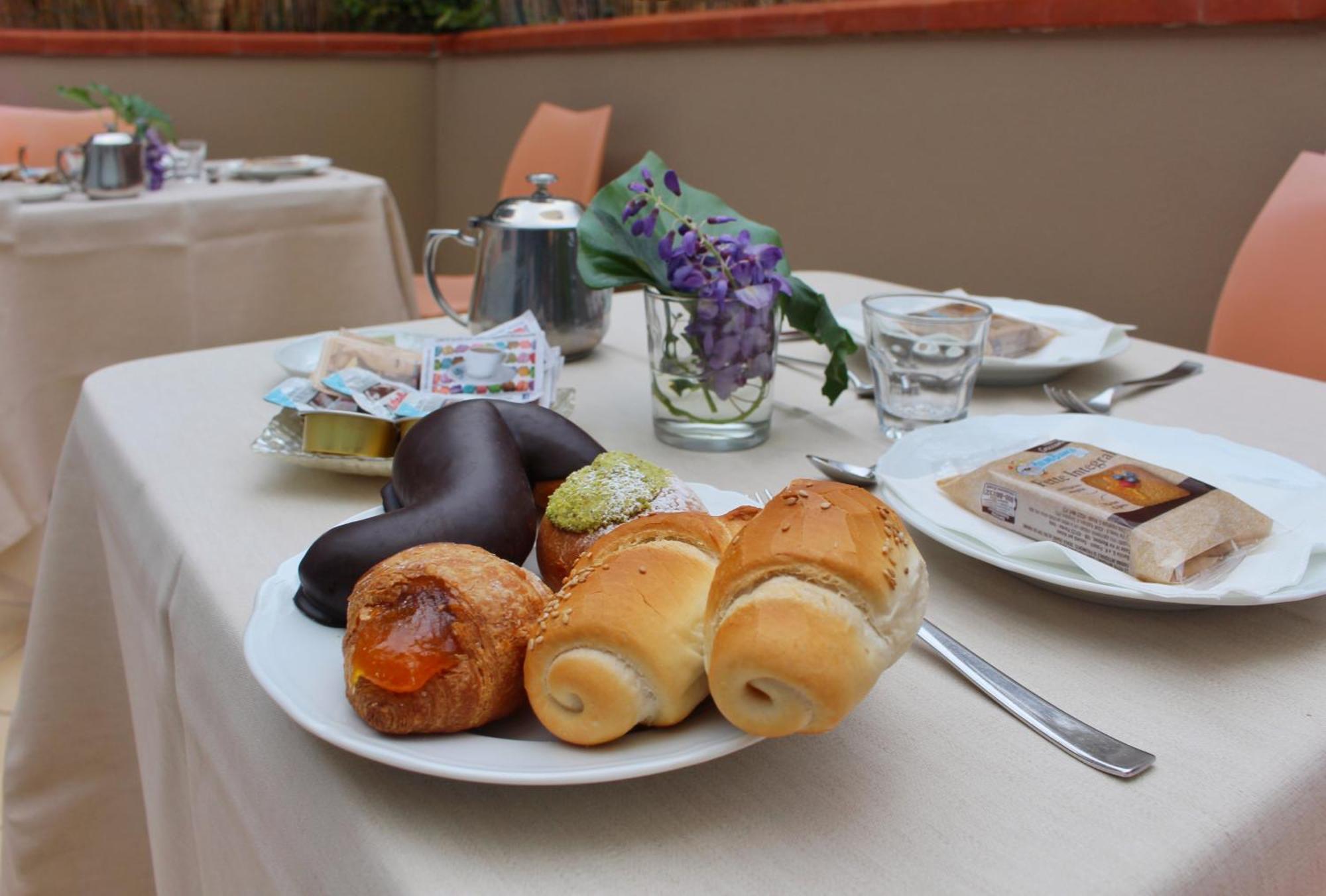 La Piazzetta Bed & Breakfast Giardini Naxos Bagian luar foto