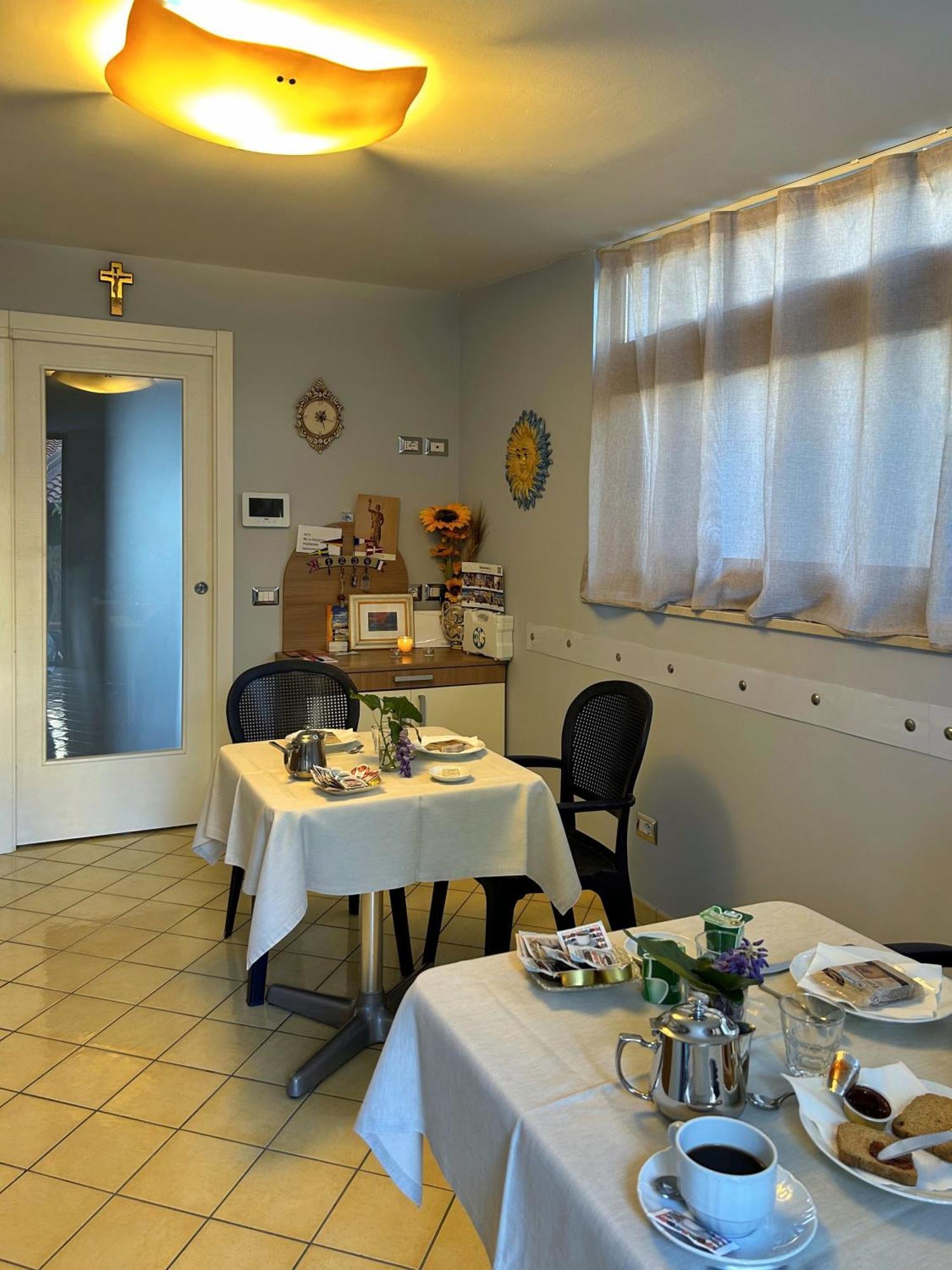 La Piazzetta Bed & Breakfast Giardini Naxos Bagian luar foto