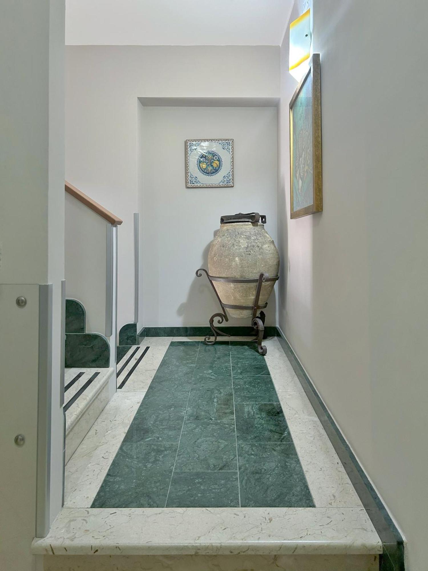 La Piazzetta Bed & Breakfast Giardini Naxos Bagian luar foto