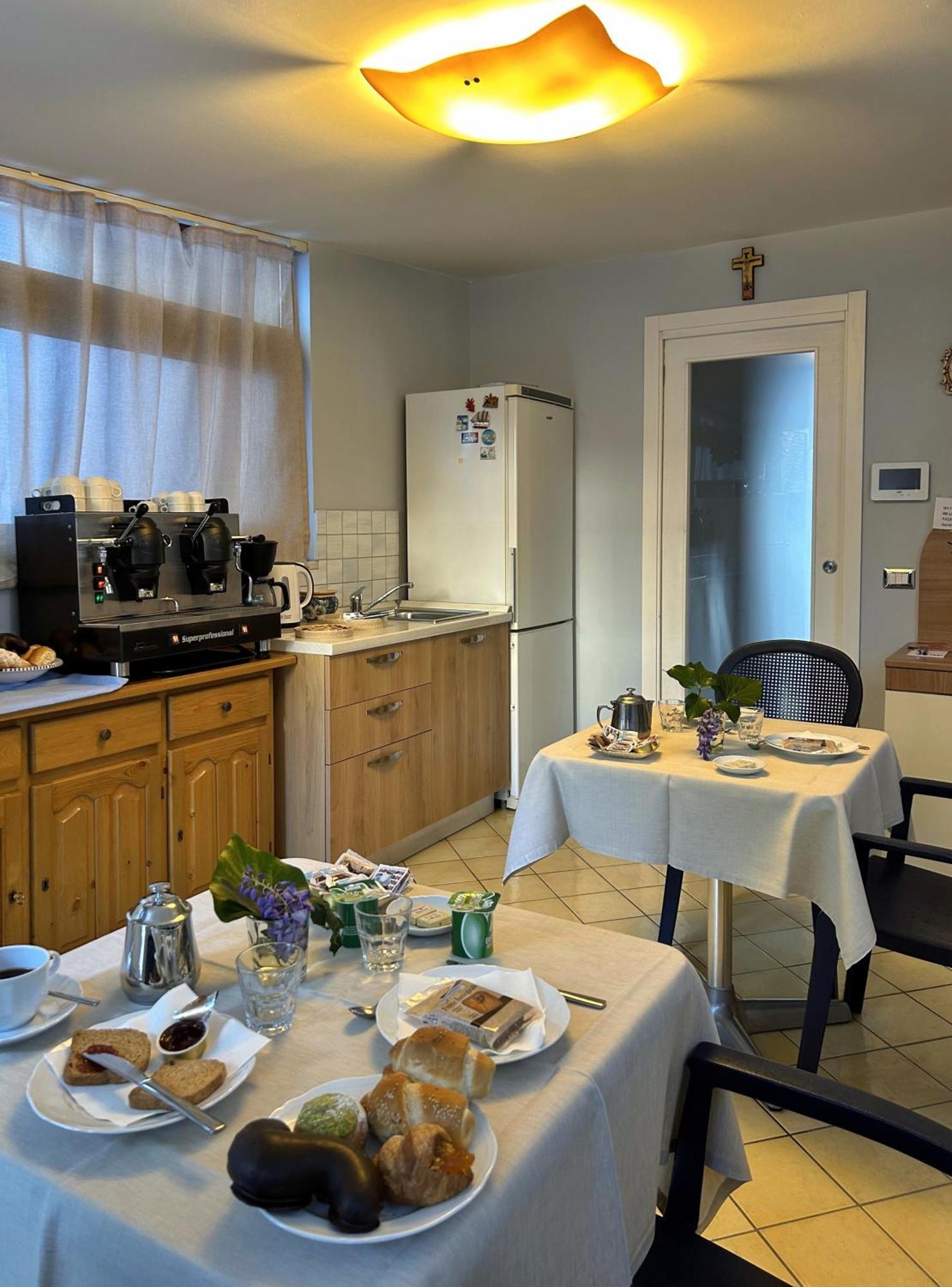 La Piazzetta Bed & Breakfast Giardini Naxos Bagian luar foto
